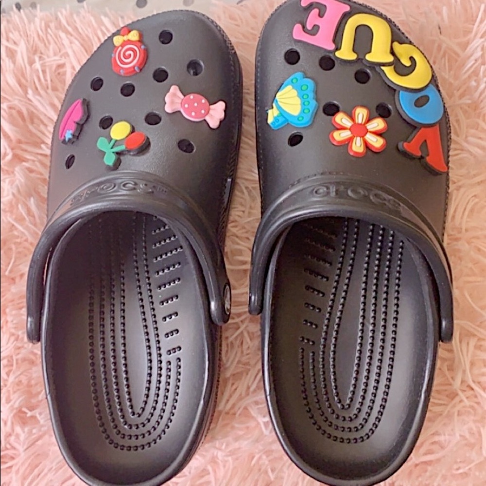 Crocs - Picture 2 of 2